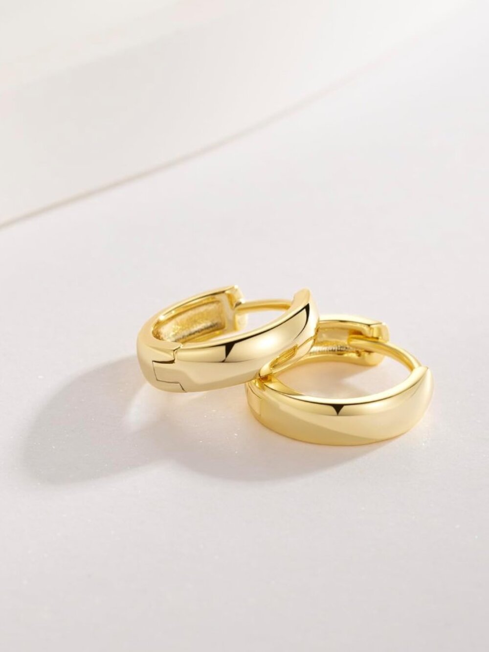 14K Gold Earrings for Women Gold Hoop Earrings for Women Huggie Earring Chunky C - Picture 6 of 6